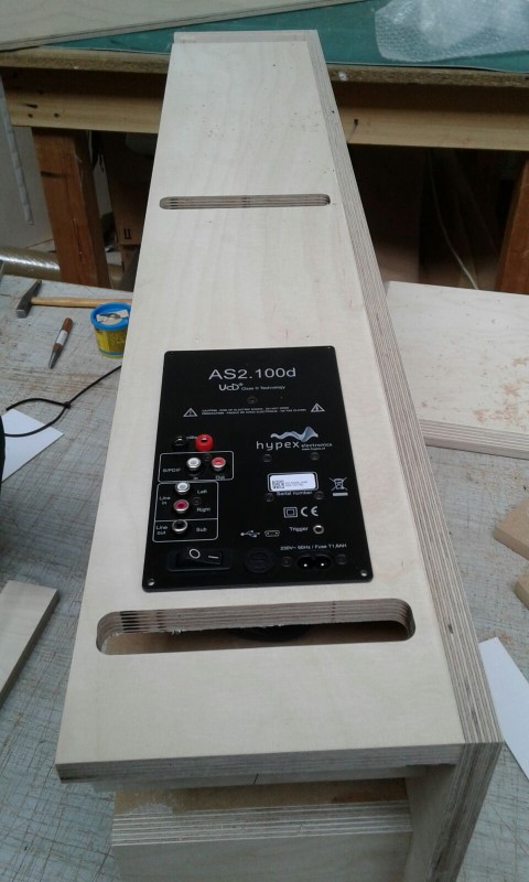 [Bild: Rueckwand.jpg]